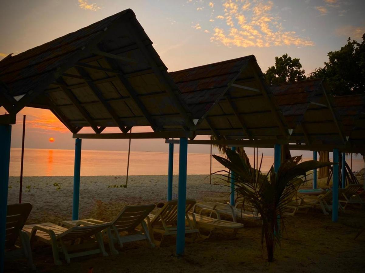 Coral Beach Maldives Hangnaameedhoo Exterior photo