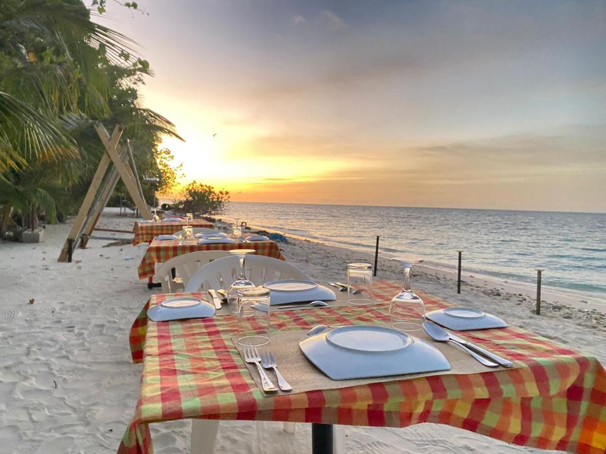 Coral Beach Maldives Hangnaameedhoo Exterior photo